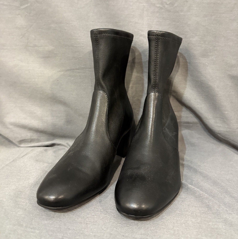 Stuart Weitzman Black Heeled Boots Sleek Minimalist Design - Picture 2 of 3